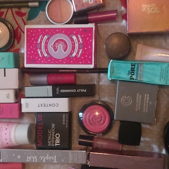 High-end makeup - Picture 6 of 12